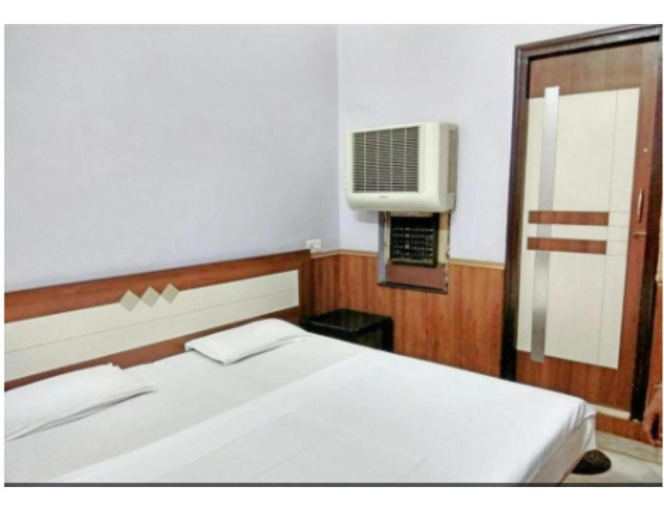 Hotel Basera Guest House, Sahāranpur Exterior foto